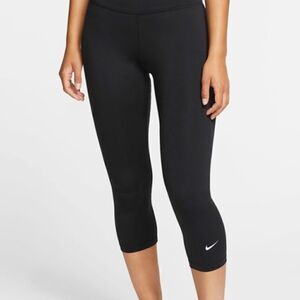 NIKE CROP LEGGINGS⚡️